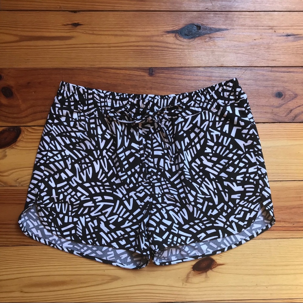 Banana Republic Heritage Collection Shorts, EUC, S